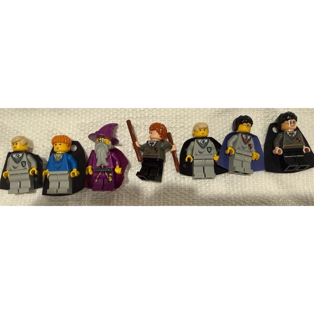 LEGO Harry Potter Minifigure Lot w/ Accessories 12 Figures Hagrid Harry - Picture 3 of 6